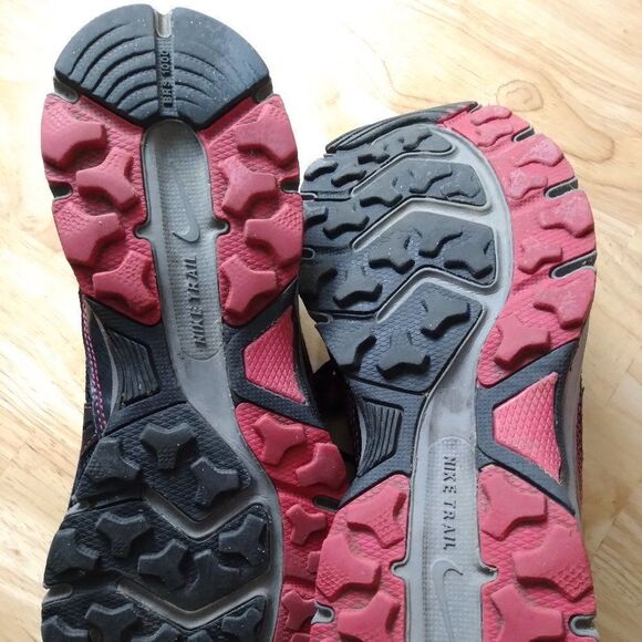 Nike Air Alvord 9 Trail Running Shoes Sneakers Black Pink Womens 9.5 - Picture 7 of 9